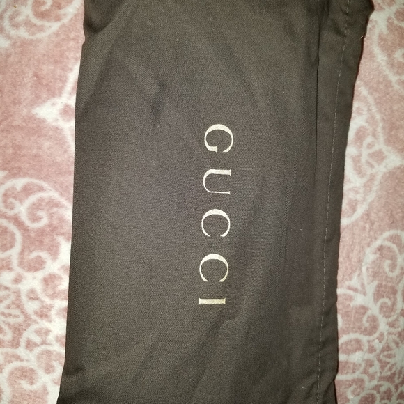 COPY - Black Gucci Embossed Patent Leather Clutch - Picture 8 of 8